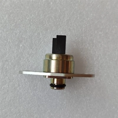 سنسور فشار 7DCT250 روی بدنه سوپاپ 24272790 7DCT250-0027-OEM